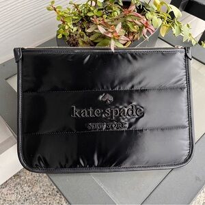 NWOT Kate Spade Ella Puffy Wristlet Pouch